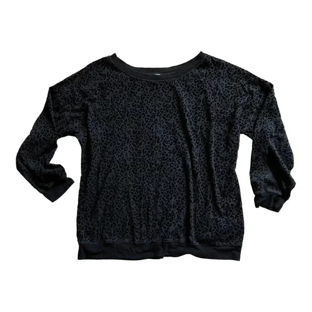 Kori America Black Velvet Leopard Print Sweater 1X